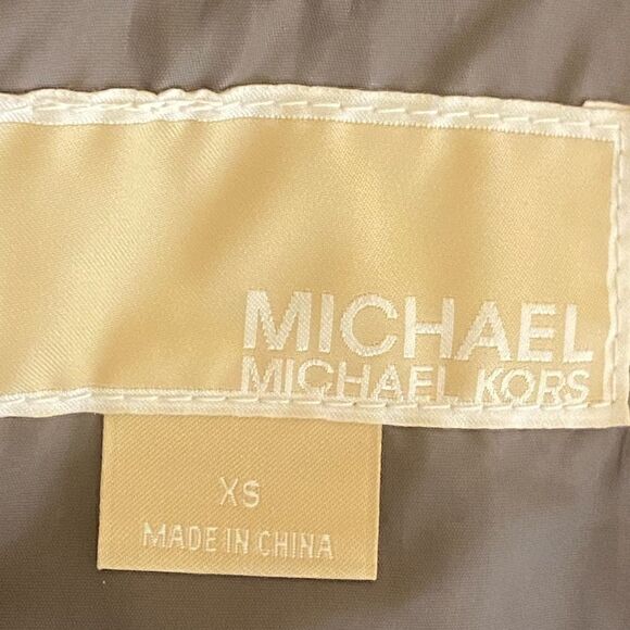 NWOT Micheal Kors Puffer Coat - Picture 5 of 5